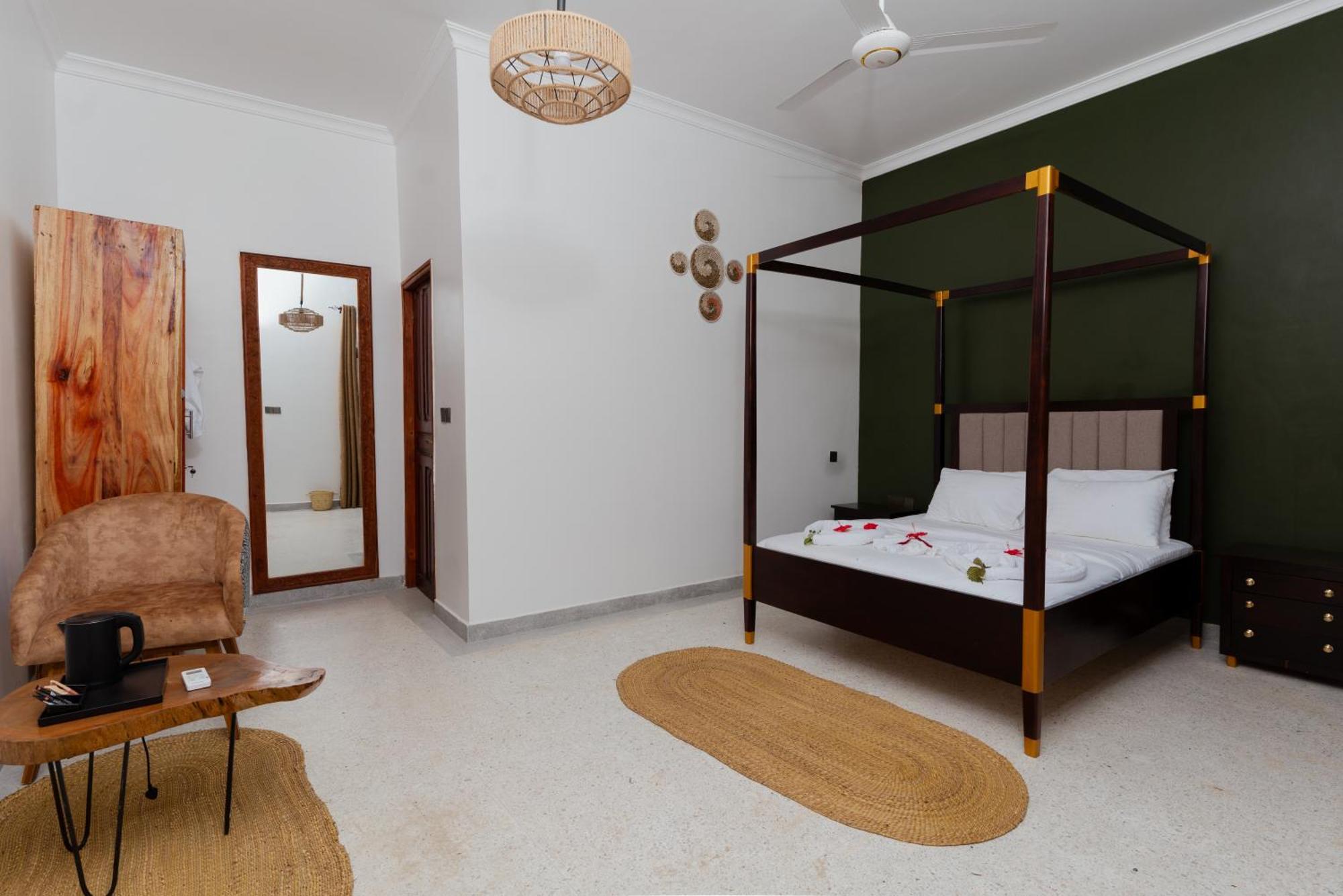 Leparadis Zanzibar Boutique *